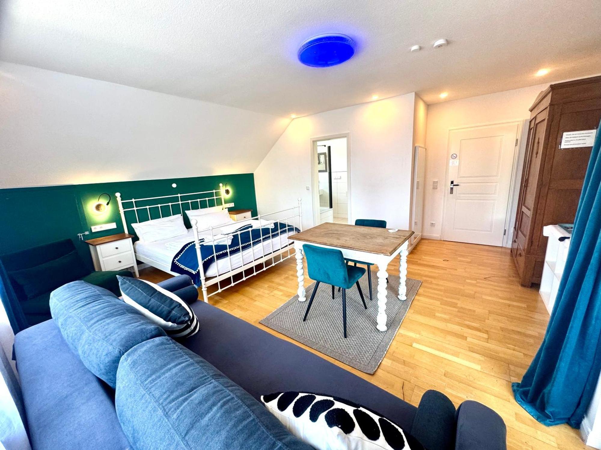 Villa Orchard Frankfurt Kriftel Экстерьер фото